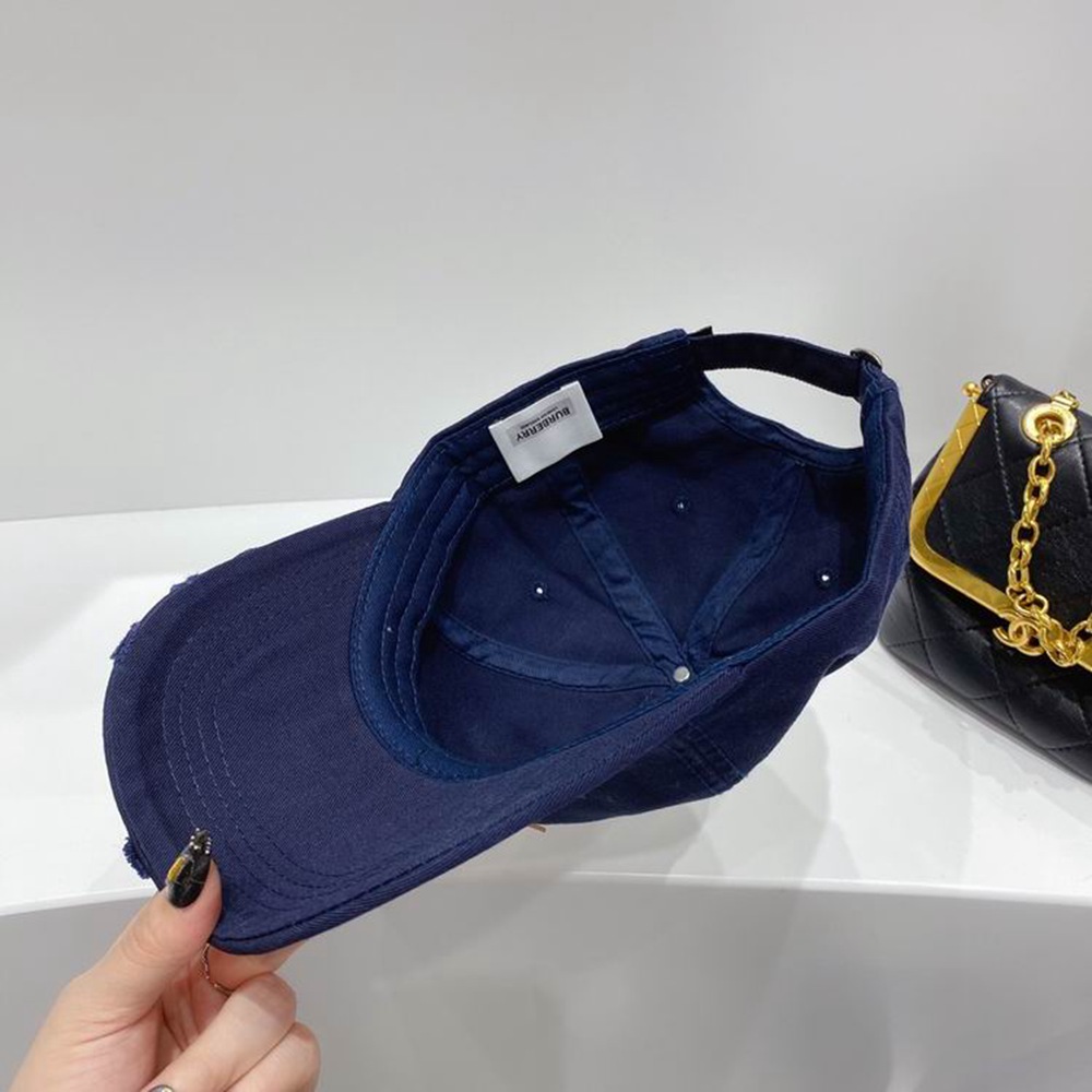 B**rry hat